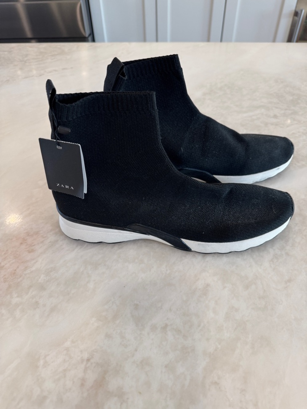 Zara Black Sneaker pull on